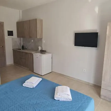 Holiday home F&r Neo Epivates